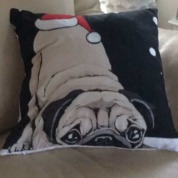 Pug pillow case with Christmas stocking 18x18 NEW - Picture 2 of 4